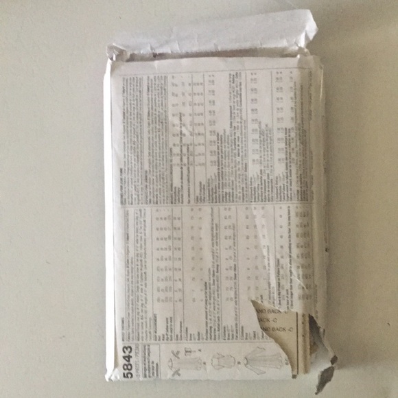 💥3/20💥Stunning Simplicity Andrea Schewe Women’s Dresses Costume Size 4-10 - Picture 4 of 5